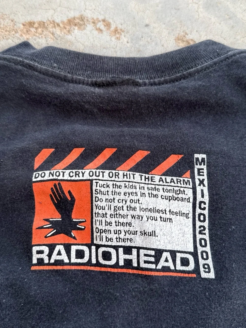 Radiohead 2009 Mexico World Tour Black Concert Band Graphic Tee